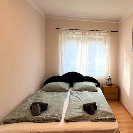 Family Friendly Apartman Boedapest Buitenkant foto