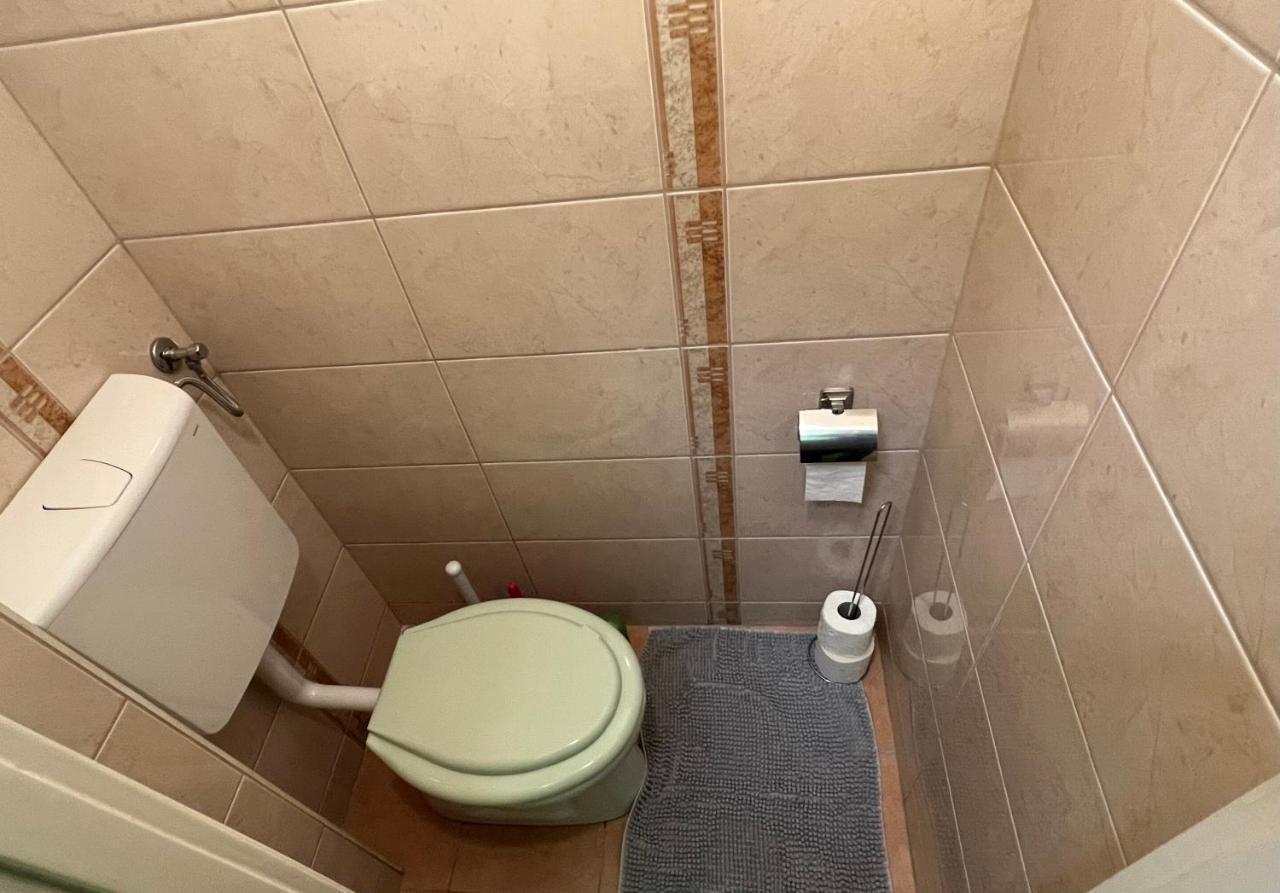 Family Friendly Apartman Boedapest Buitenkant foto