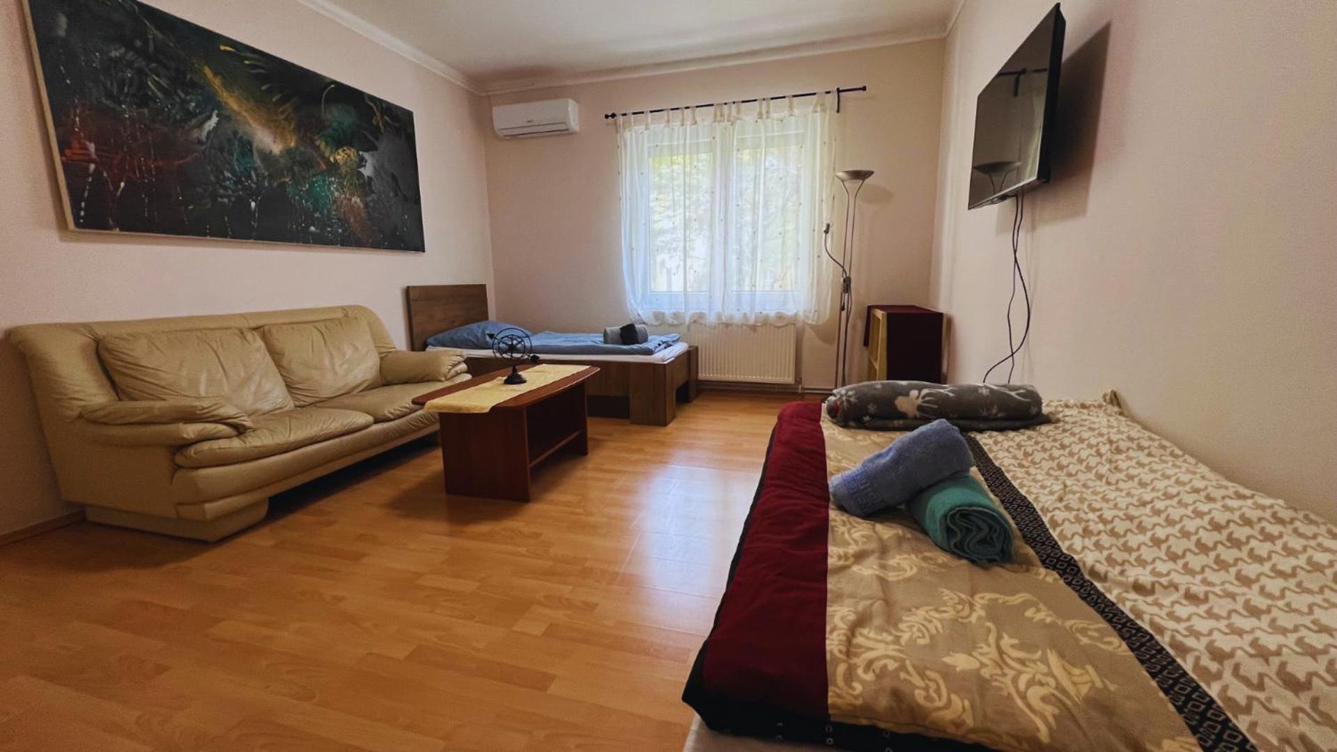 Family Friendly Apartman Boedapest Buitenkant foto